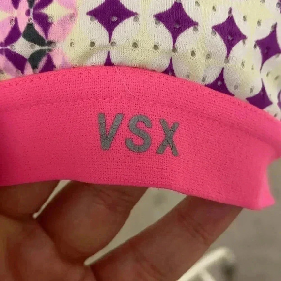 VS  sports bra - Picture 2 of 4